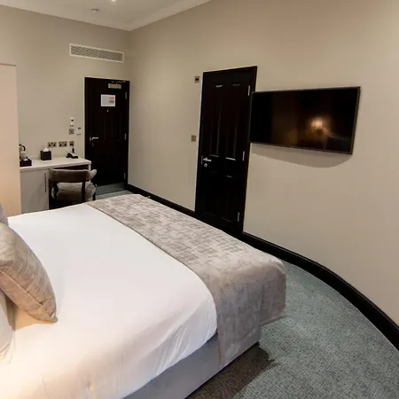 The Crescent Hyde Park-3